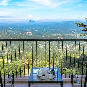 Deluxe Mountain View